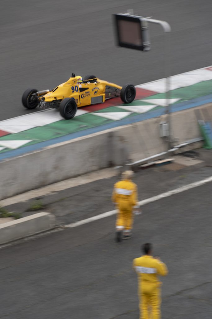 Monoplace au circuit de Nevers Magny-cours. Historic tour Hvm Racing